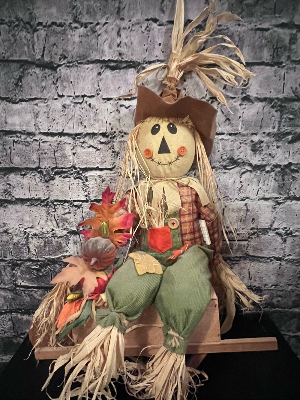 Autumn Harvest Scarecrow Doll - Green